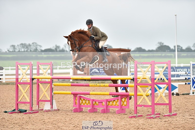 231011A-141150-00664 - Cls 5 Foxhunter & 1.20m Open