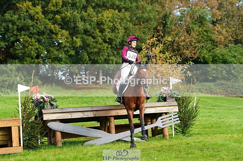 251025A-095506-16007 - D-328-Julia.Knight-Jones