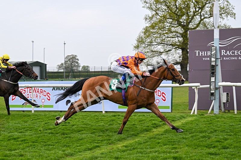 120425-Race 3-Paborus-1065 - Race 3