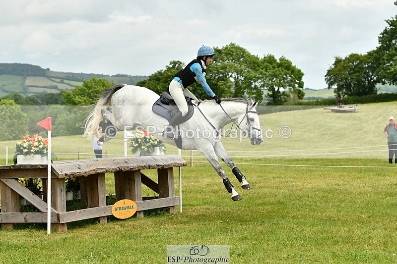 250524A-150440-14136 - C-218-Zoe.Davies-SHUTTERFLY.BLUE