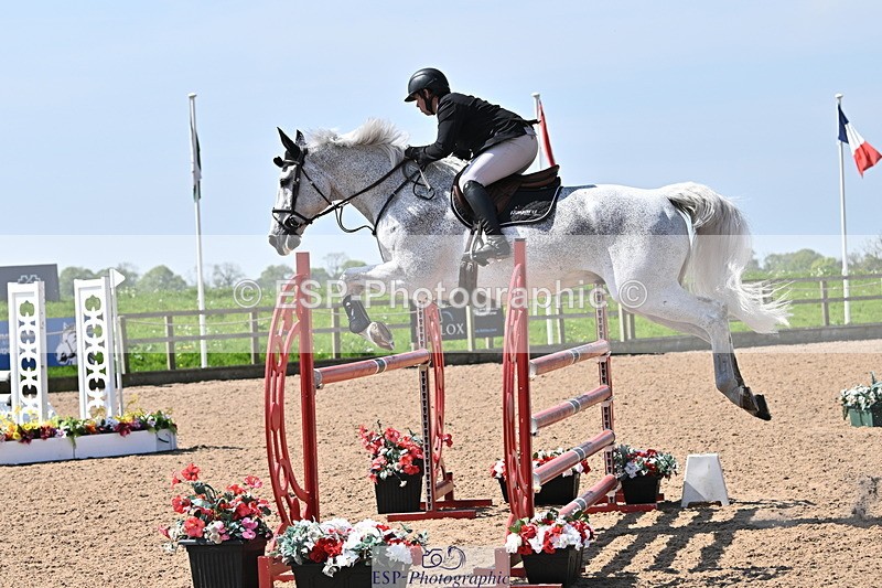 240509A-112138-01133 - Cls 9 Snr 1.20m Open