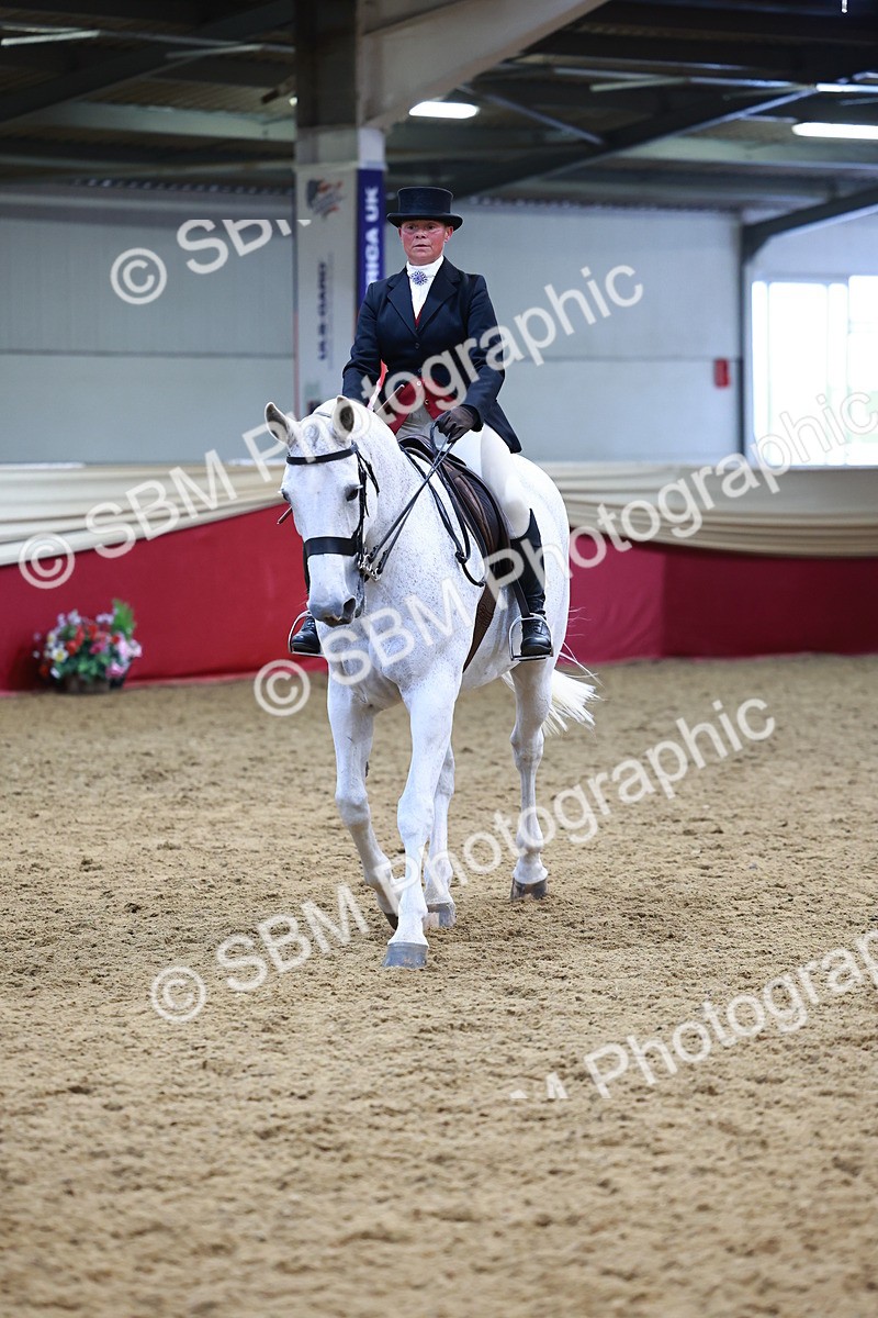 SBM_23514 - class 906 - Supreme Final - Ridden Pre Vet