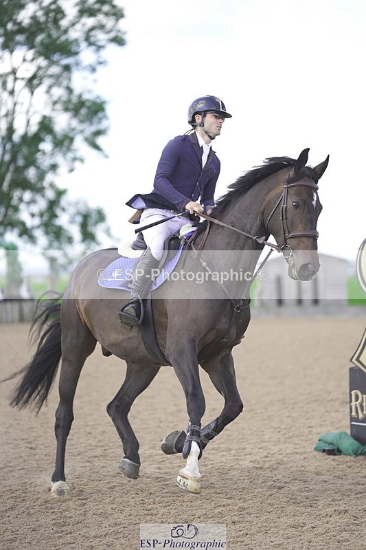 230806A-110438-01500 - Cls 13 Snr Newcomers & 1.10m Open