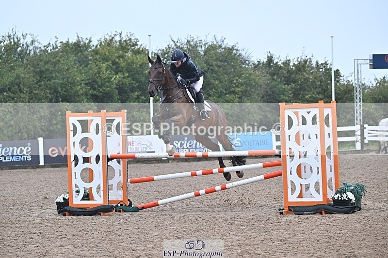 250914-123340-08840 - Cls 36 1.05m Amateur Quali