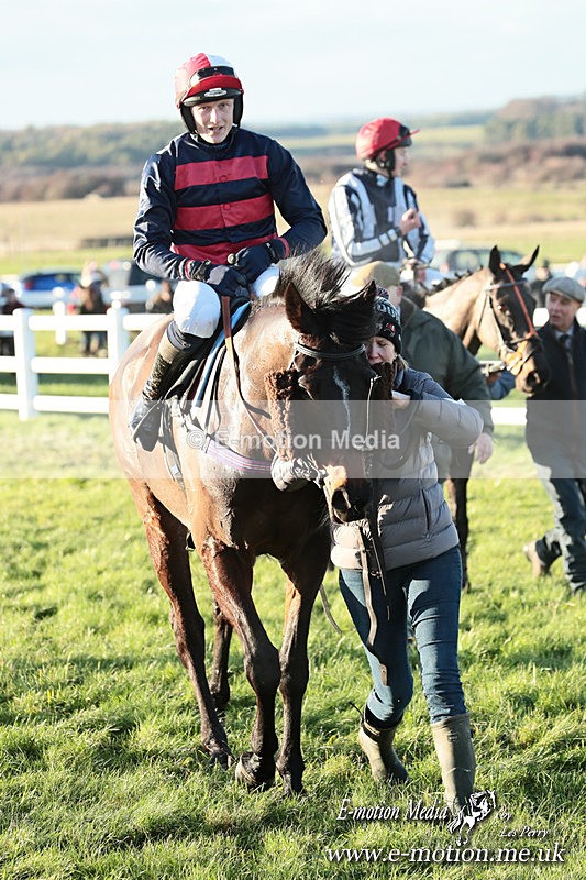 PtP 301125  0811 - Hursley Hambledon Point-to-Point Larkhill Racecourse 30/11/2025