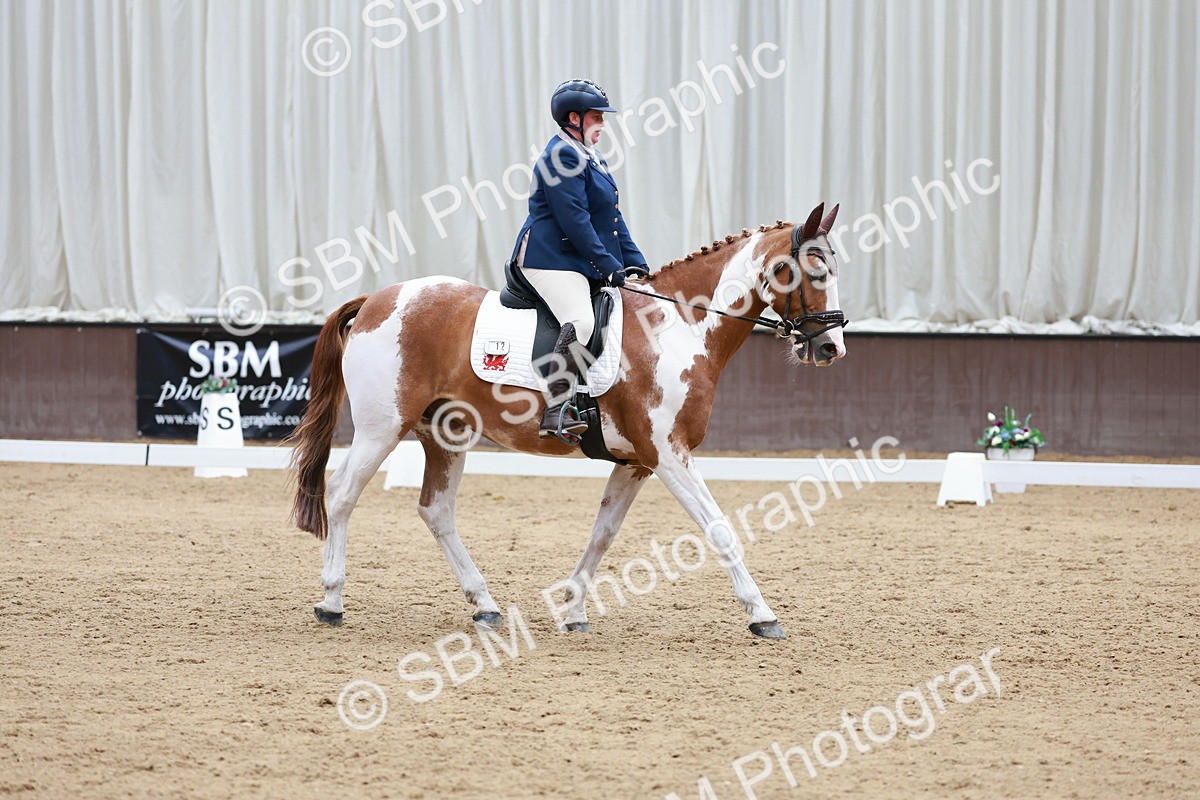 SBM_010074 - Class 6b - Novice 6 - 12.40-13.43