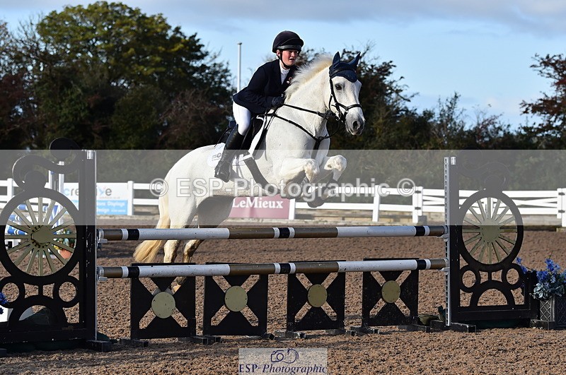 231014A-094402-03757 - Cls 12 British Novice & 90cm Open