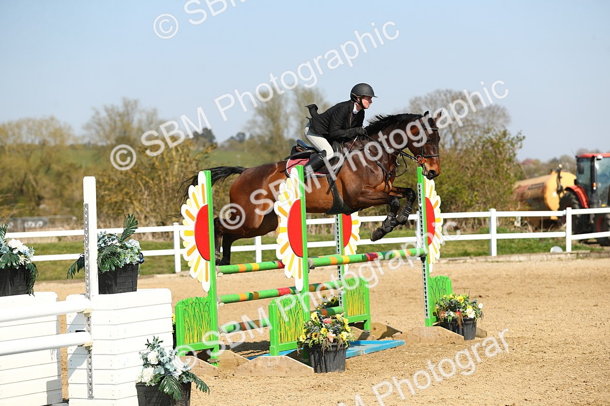 SBM_001142 - Class 4 - Senior Newcomers - 1.10m