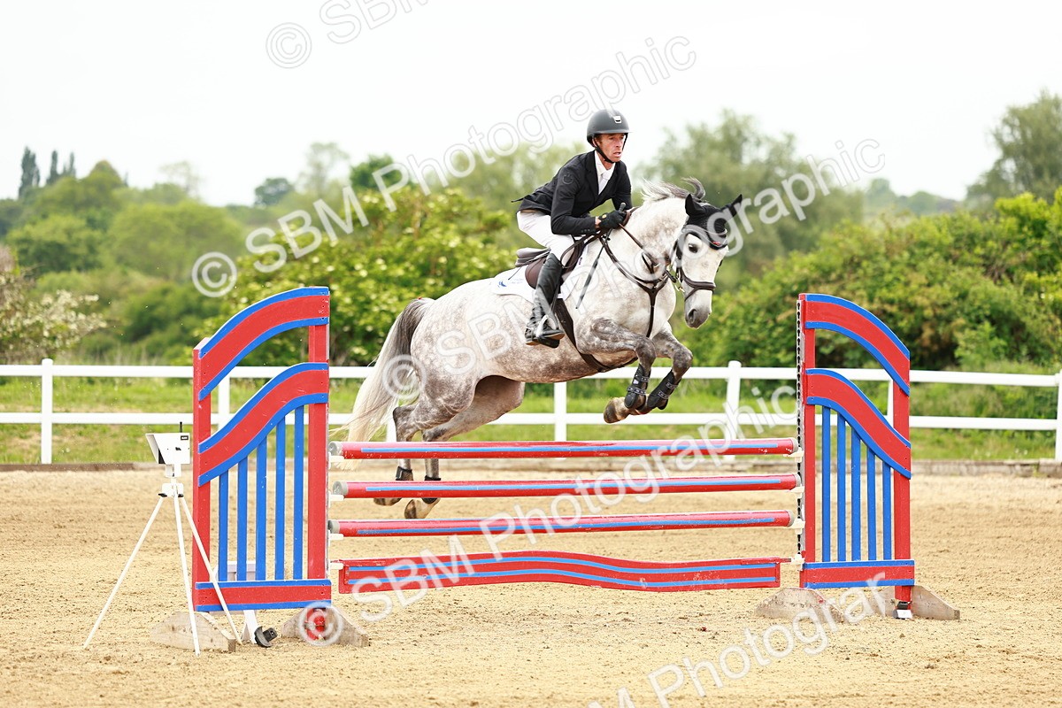 SBM_001006 - Class 4 - Senior Newcomers - 1.10m