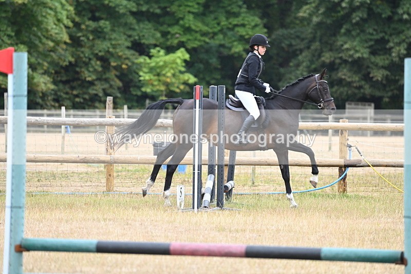 WJ6_9681 - Class 12 Minimus Jumping 45cm