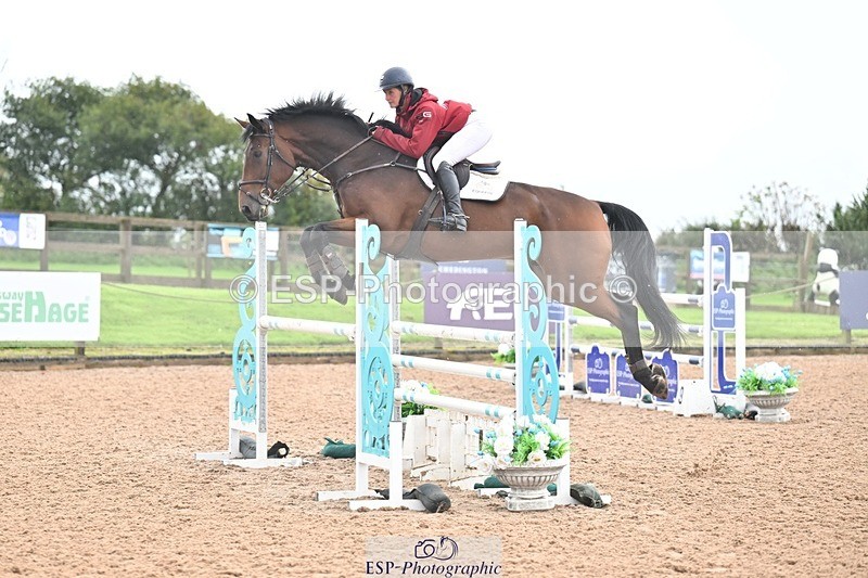 251003-133217-01142 - Cls 3 Foxhunter and 1.20m