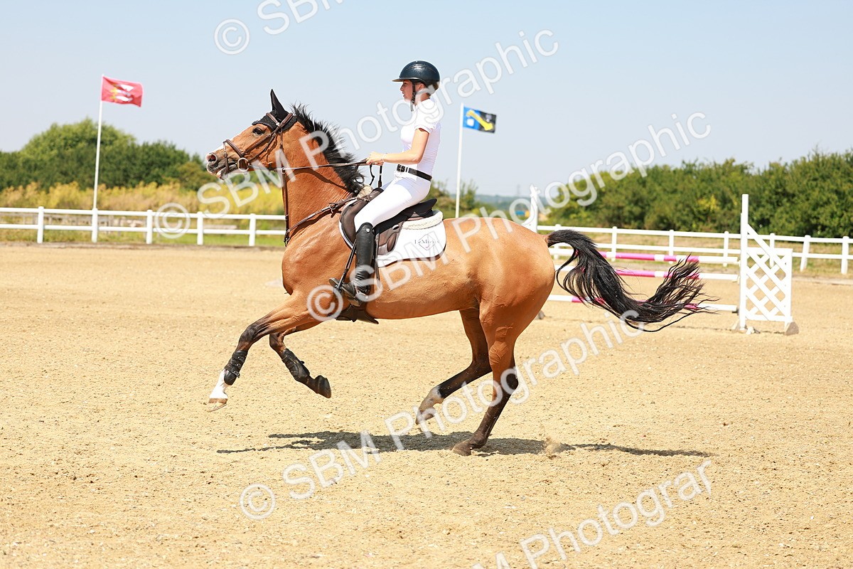 SBM_001321 - Class 4 - Senior Newcomers - 1.10m