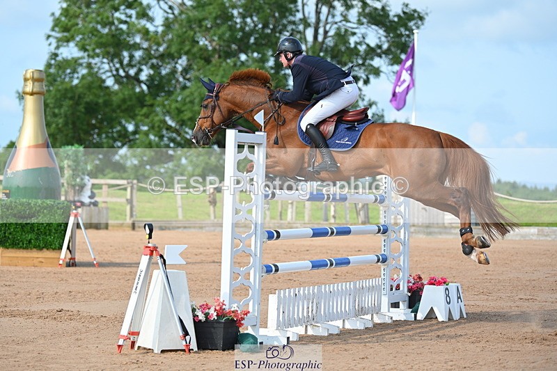 230721A-092527-04948 - Cls 2, 2 Star Small 1.30m