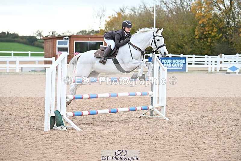 231119A-115232-05527 - Sun Cls 5 Newcomers & 1m Open