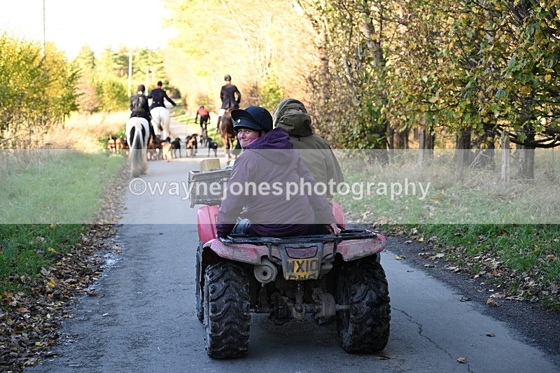 WJ6_9672 - Walk Home