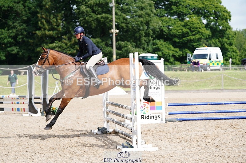 250613A-101052-01219 - Cls 9 85cm Amateur Quali