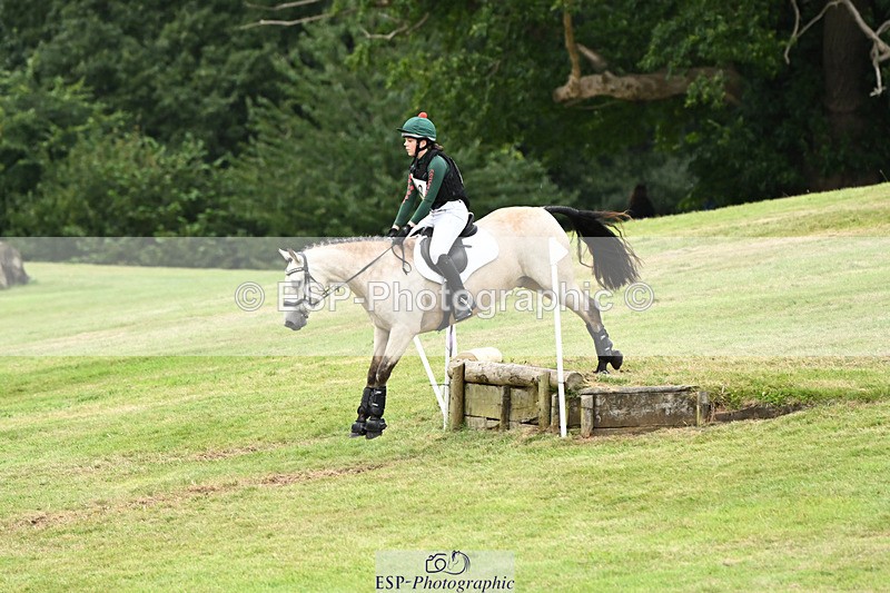 240825X-164659-37353 - 80cm XC 16.30 to 17.30