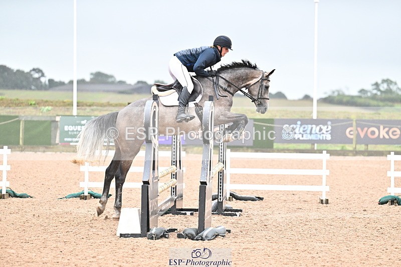 250827B-103827-00089 - Clear Round & Cls 1 Brit Nov 90cm