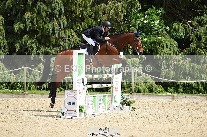 230528-143640-18679 - 116-MONBEG_DARWIN-Michael_Owen-SUNTrotUp+SJ