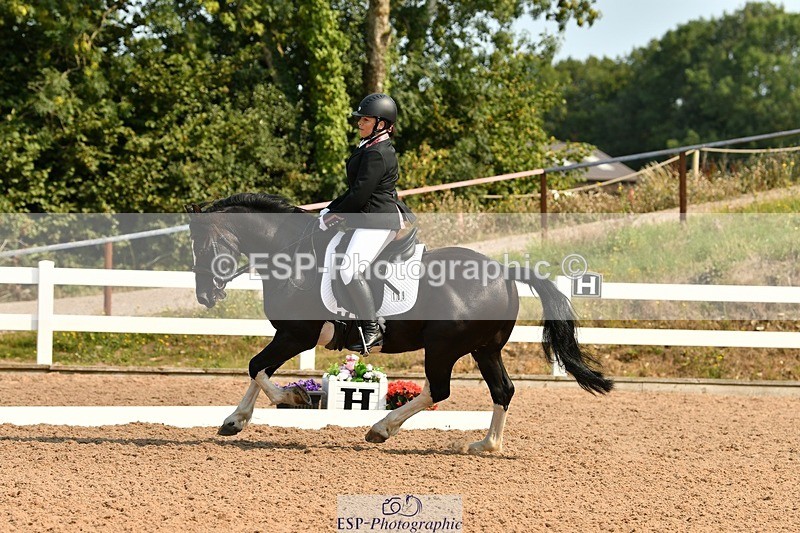 250817-103212-07906 - 169-Amber.HeywoodWalena.Rockocoko