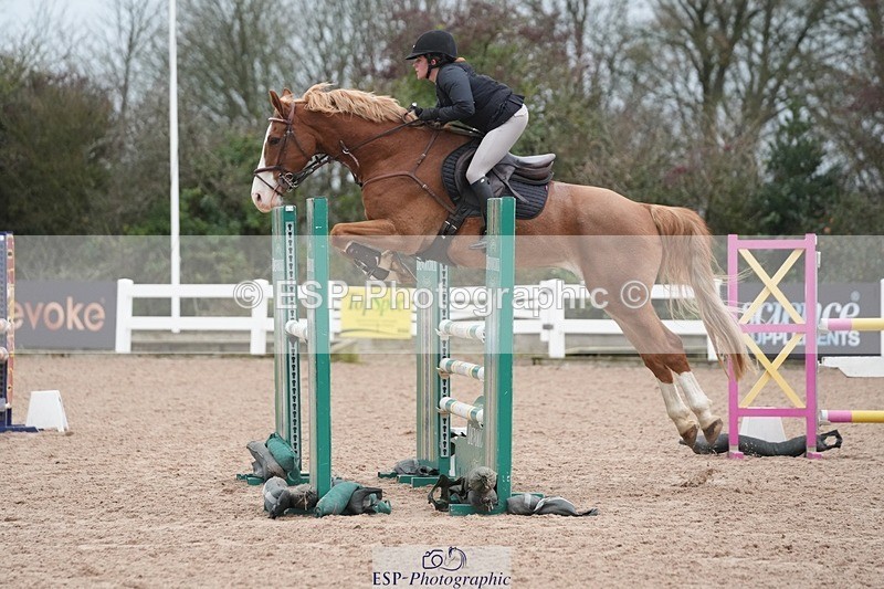 251109-115435-03671 - Cls 20 Newcomers and 1.10m Open