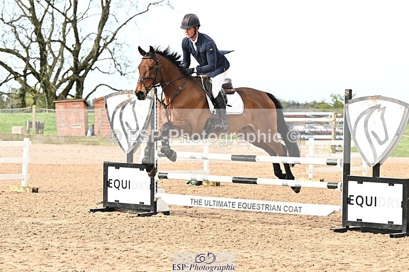 250416-093958-00073 - Cls 1 British Novice and 90cm