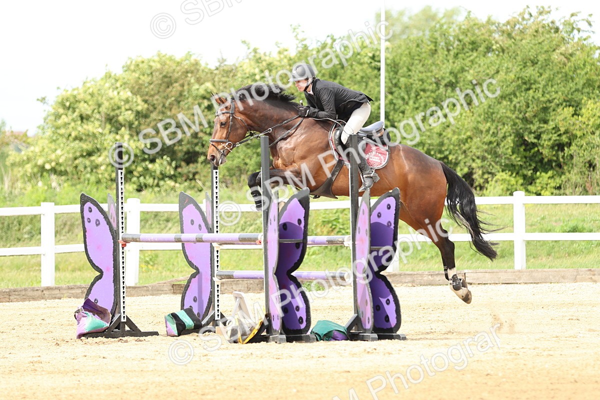 SBM_001132 - Class 4 - Senior Newcomers - 1.10m