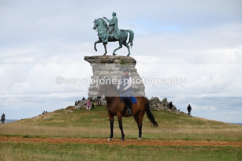 DSC_9107 - Time at Statue 14:33 to 15:10