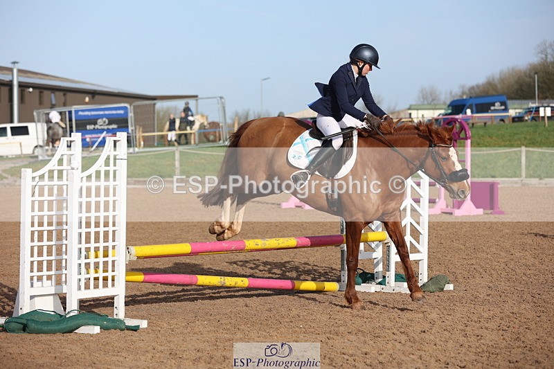 240210A-104516-00564 - Cls 17+18 Club and Schools 70cm