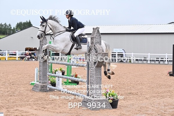 BPP_9934 - CLASS 24 SUN Redpost Equestrian Senior Foxhunter/1.20m Open