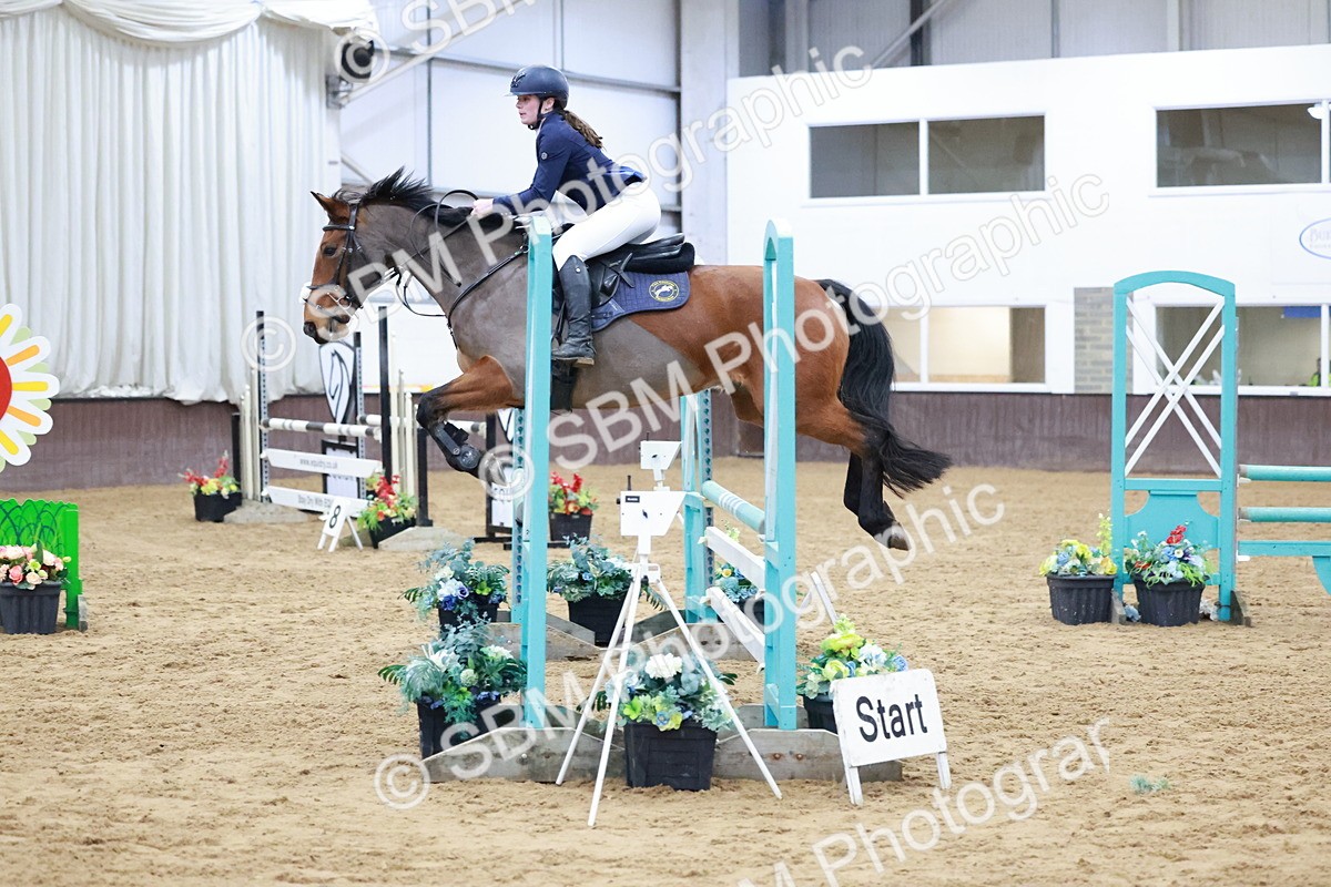 SBM_007393 - Class 24 - Nupafeed Supplements Senior Discovery/ 1m Open