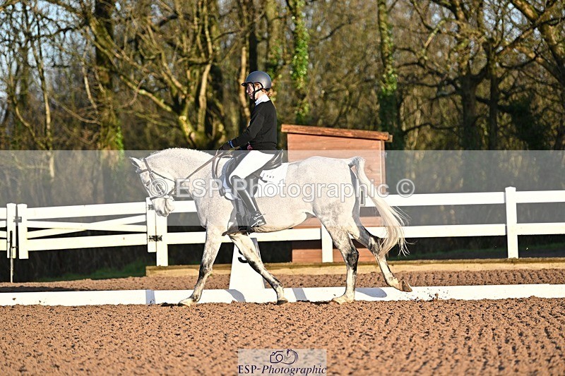 241214-092756-00945 - 141-Sophie.Hawke-RAINBOW.DREAM