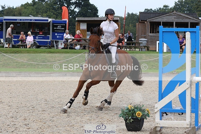 230908-155422-02670 - Cls 8 Snr 1.05m Open