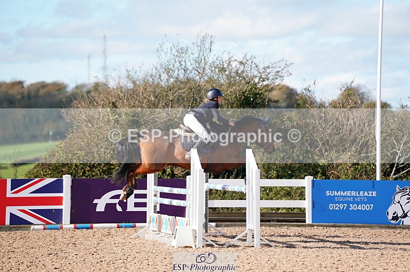 241027A-115946-02648 - SUN Cls 6 Pony Newcomers and 1m Open