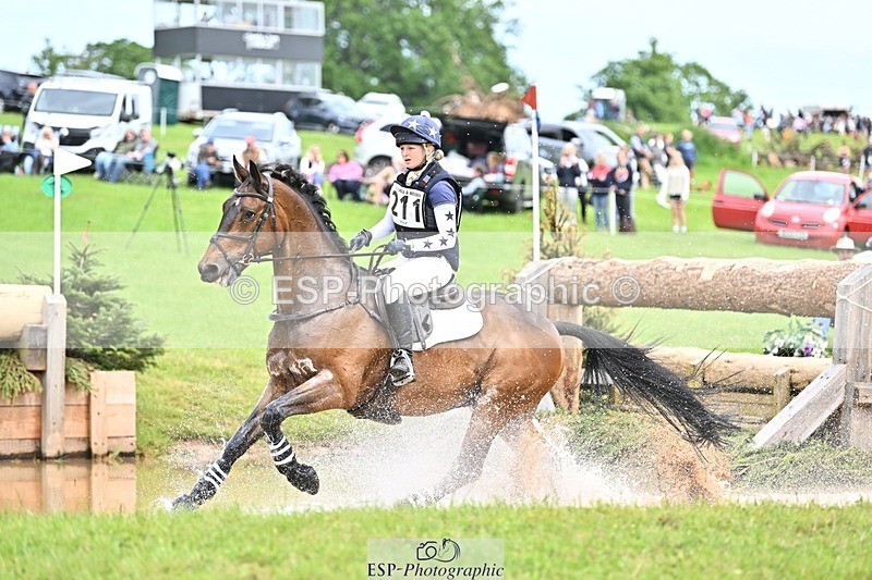 240525-150145-16148 - 211-THE_CLASSIC_COMPOSER-Rosie_Ringer