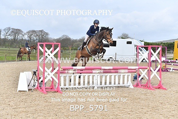 BPP_5791 - CLASS 24 SUN Senior British Novice/ 90cm Open