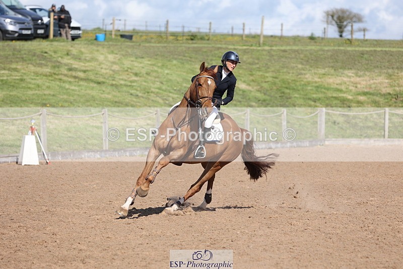 240419A-155357-09018 - Cls 10, 2 Star Big Tour 145cm  15.45 to 16.35 break