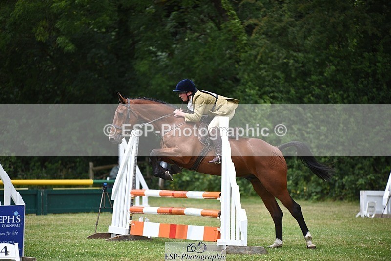 240630-140810-01647 - 836-Katie_Hoare-Maskerade