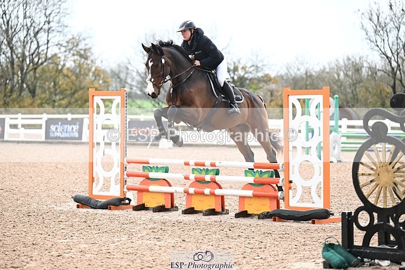 251105-094840-00048 - Clear round