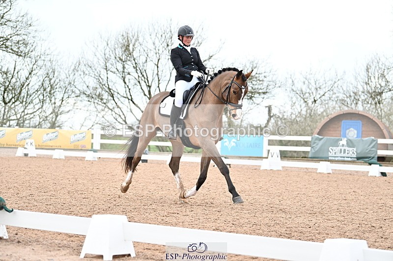 240218A-134107-07675 - 262-Amy.Hose-Enrique