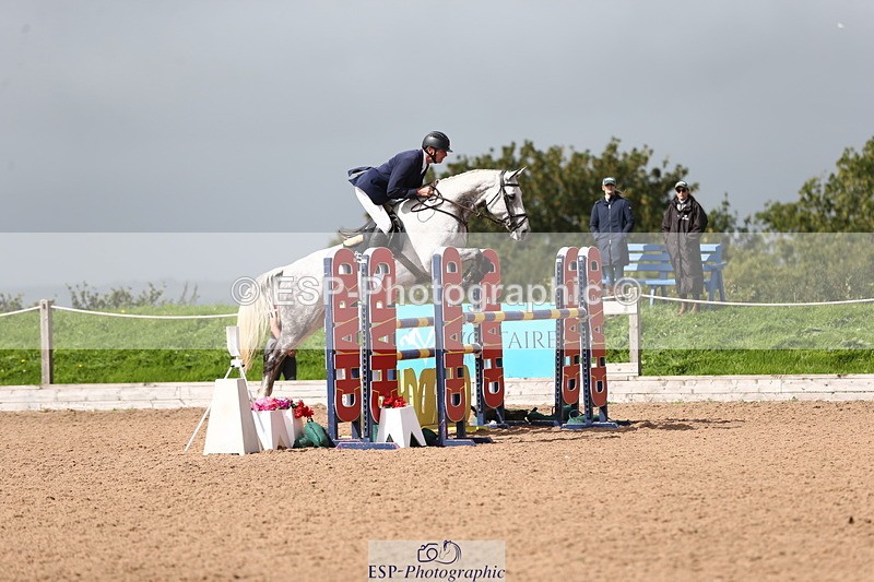 230812A-121153-08696 - Cls 32 Foxhunter