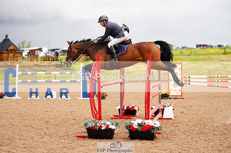240526A-121128-07980 - Cls 26 Chard Equ 1.05m and 1.10m Grand Prix
