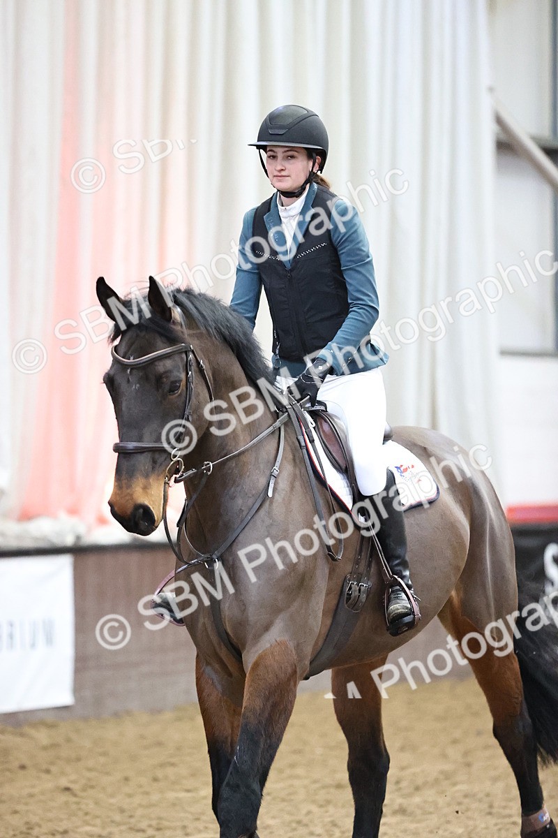 SBM_004862 - Class 16 - Senior Newcomers - 1.10m