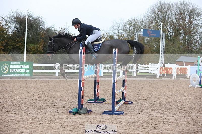 231112A-123745-04096 - Cls 19 Snr 1.05m Open