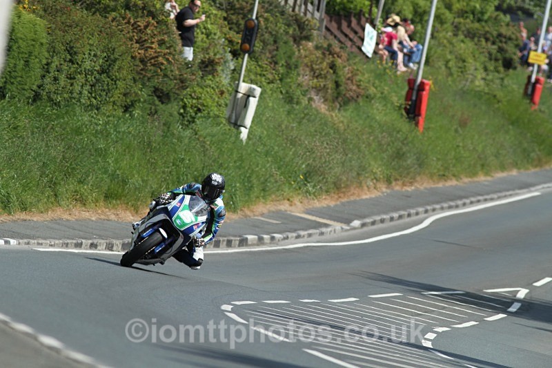 Ryan Farquhar - Bennetts.co.uk Lightweight TT