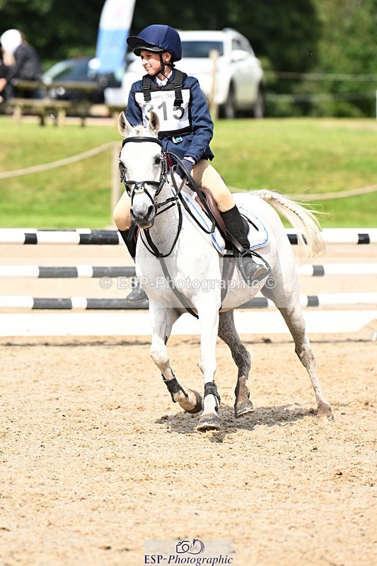 240824X-124727-25622 - 70cm Jump Off