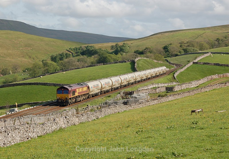 20.5.11 - 66201 6S00 Clitheroe - Mossend, Greengates - Greengates