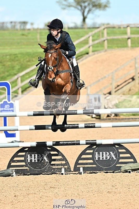 250416-151859-01683 - Cls 6 Foxhunter and 1.20m