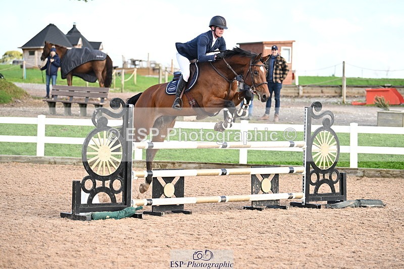 241023A-141718-01004 - Cls 4 Newcomers and 1.10m Open