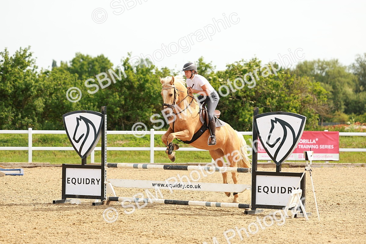 SBM_000233 - Class 1 - Clear Round